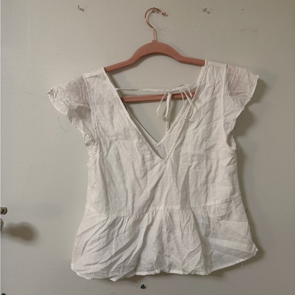 Abercrombie & Fitch White V-Neck Flutter Sleeve Peplum Top - Picture 3 of 4
